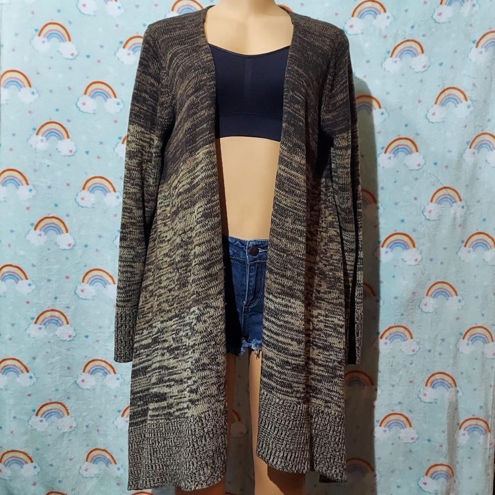 Cardigan - Picture 2 of 3